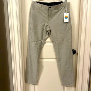 Men’s Vuori Aim Pant - Sz 30 - NEW WITH TAGS